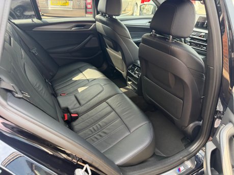 BMW 5 Series 520D M SPORT TOURING 38