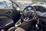 Peugeot 208 1.2 Puretech AUTOMATIC S/S TECH EDITION! ONLY 27000 MILES! 5 SERVICES 2