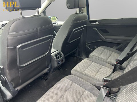 Volkswagen Touran 1.5 TSI EVO SE Family MPV 5dr Petrol DSG Euro 6 (s/s) (150 ps) 21