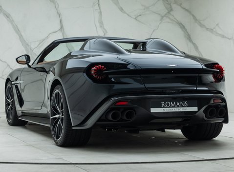 Aston Martin Vanquish ZAGATO SPEEDSTER 11