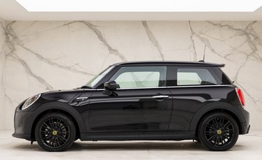 Mini Hatch Electric Level 3 2