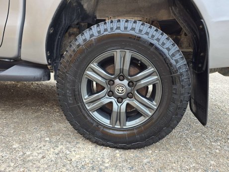 Toyota Hilux 2.4 D-4D Active Pickup Double Cab 4dr Diesel Manual 4WD Euro 6 (3.5t) (150 11