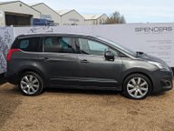 Peugeot 5008 BLUE HDI S/S ALLURE 10
