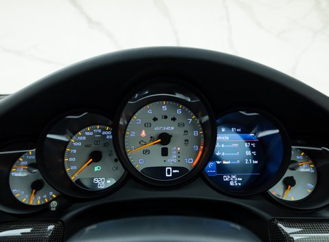 Porsche 911 GT3 RS (991) 16