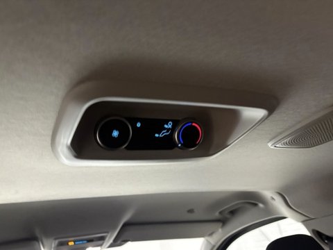 Ford Transit Custom 340 LIMITED ECOBOOST KOMBI 18