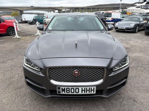 Jaguar XE PORTFOLIO 8