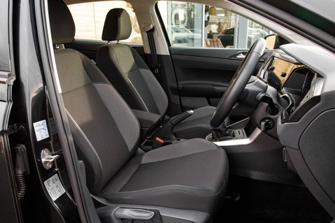 Volkswagen Polo LIFE TSI 29