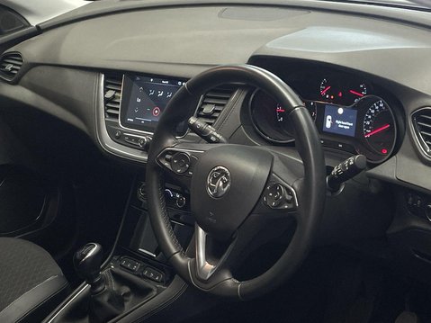 Vauxhall Grandland X 1.2 Turbo Griffin Edition SUV 5dr Petrol Manual Euro 6 (s/s) (130 ps) 15