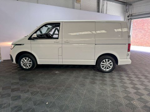 Volkswagen Transporter 2.0 Transporter T28 Highline TDI 4