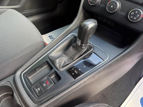 SEAT Leon TDI SE DYNAMIC TECHNOLOGY DSG 24