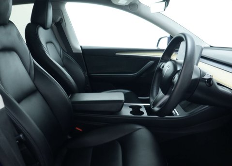 Tesla Model Y (Dual Motor) Long Range SUV 5dr Electric Auto 4WDE (384 bhp) 38