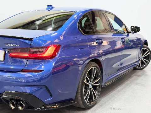 BMW 3 Series 2.0 330e 12kWh M Sport Saloon 4dr Petrol Plug-in Hybrid Auto Euro 6 (s/s) ( 19