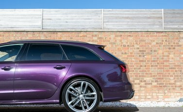 Audi RS6 Avant Performance 27