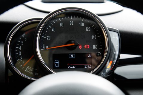 Mini Hatch COOPER S 15