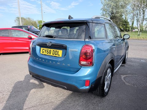 Mini Countryman 1.5 COOPER 4