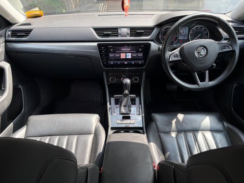 Skoda Superb SE L EXECUTIVE TDI DSG 12