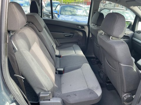 Vauxhall Zafira 1.6 16V Exclusiv Euro 5 5dr 11