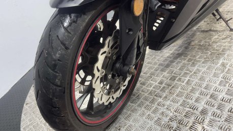 Lexmoto LXR 2019 16K 1 OWNER SPORTS BIKE PROJECT BIKE SPARES OR REPAIR 125CC 18