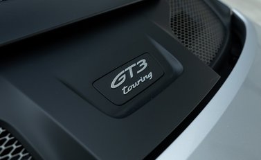 Porsche 911 GT3 Touring (992) 30