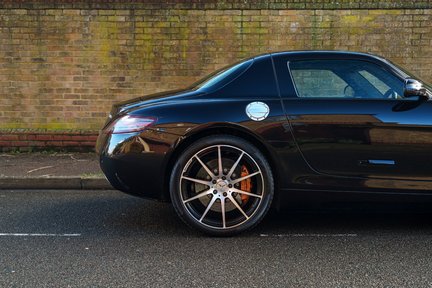 Mercedes-Benz SLS AMG Gullwing 12