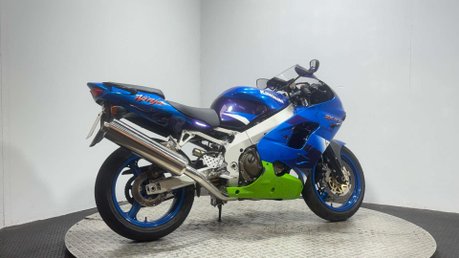 Kawasaki ZX ZX9R 2000 ONLY 6K 1 OWNER RUNNING PROJECT BIKE SPORT BIKE 2