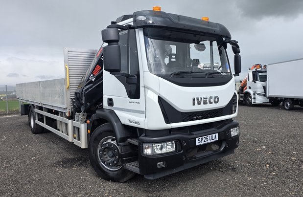 Iveco Eurocargo Eurocargo 180-280 Automatic Dropside fitted with Hiab crane