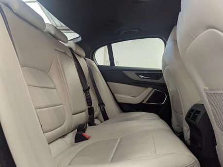 Jaguar XE 2.0 XE R-Dynamic S D Auto 4dr 49