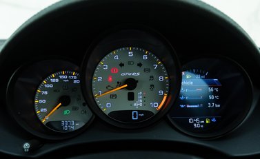 Porsche Cayman GT4 RS (718) 19