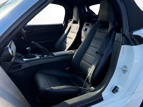 Fiat 124 Spider 1.4 Multiair Lusso Plus 2dr 21