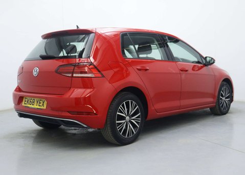 Volkswagen Golf 1.5 TSI EVO SE Nav Hatchback 5dr Petrol DSG Euro 6 (s/s) (150 ps) 12
