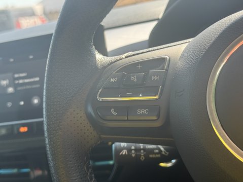MG MG5 61.1kWh Trophy Long Range Estate 5dr Electric Auto (156 ps) 13