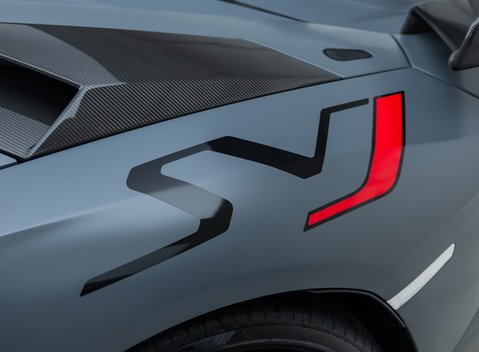 Lamborghini Aventador SVJ LP 770-4 ROADSTER 46