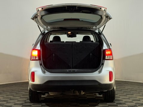 Kia Sorento CRDI KX-2 8