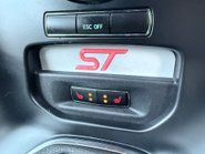 Ford Fiesta 1.6T ST-3 [NAV] 16