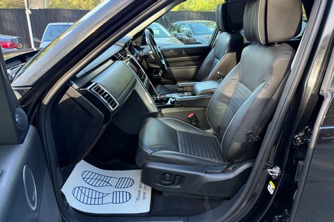 Land Rover Discovery TD6 HSE LUXURY 17