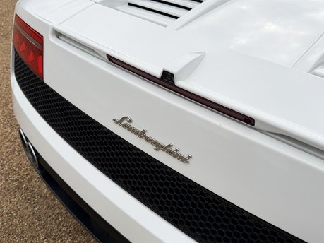 Lamborghini Gallardo LP560-4 Spyder 25