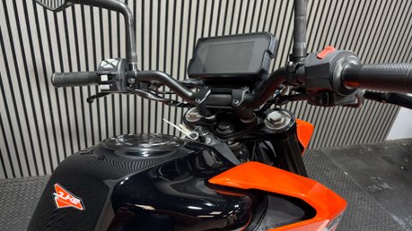 KTM Duke 2017 17K NEW MOT 125CC 15BHP NAKED BIKE 16