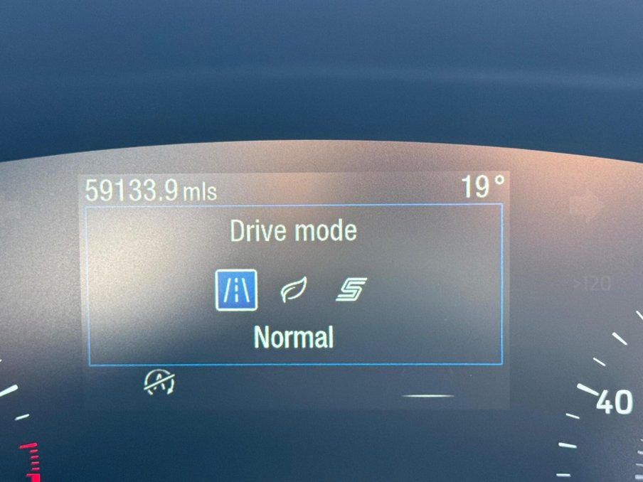 2020 Ford Focus — image 28