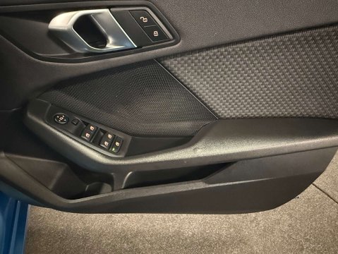 BMW 1 Series 1.5 118I SE 5dr 15