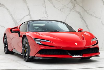Ferrari SF90 Stradale 