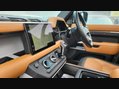 Land Rover Defender X-DYNAMIC HSE MHEV 11