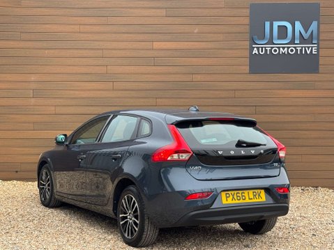 Volvo V40 2.0 V40 Momentum T2 5dr 7