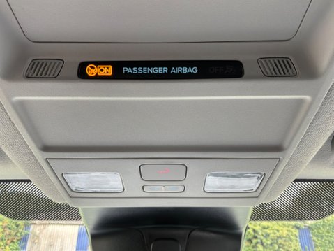 Ford Transit Custom 2.0 320 EcoBlue Limited Crew Van Auto L2 H1 Euro 6 (s/s) 5dr 43