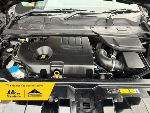 Land Rover Discovery Sport 2.0 Discovery Sport Black HSE TD4 Auto 4WD 5dr 51