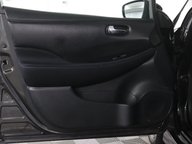 Nissan LEAF LAUNCH EDITION 44