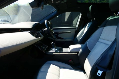 Land Rover Range Rover Evoque 2.0 Range Rover Evoque R-Dynamic S D MHEV Auto 4WD 5dr 39
