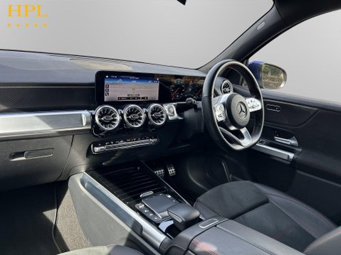 Mercedes-Benz GLB 1.3 GLB200 AMG Line (Executive) SUV 5dr Petrol 7G-DCT Euro 6 (s/s) (163 ps) 15