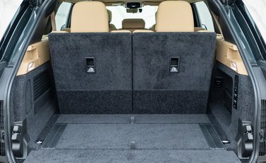 Land Rover Range Rover P400 Autobiography LWB 34