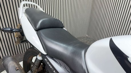 Honda CBF125 CBF125 2010 ONLY 16K LIGHT PROJECT BIKE 125CC 20