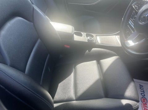 Mercedes-Benz A Class 1.5 A180d Sport 7G-DCT Euro 6 (s/s) 5dr 17